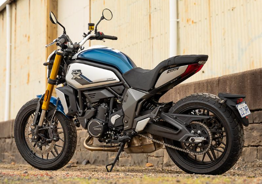 CF Moto 700 CL-X Heritage