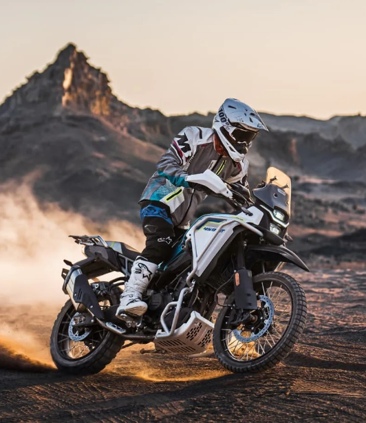 CF Moto 450MT