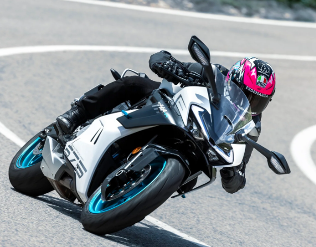 CF Moto 675SR-R