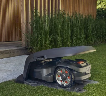 Husqvarna 410XE NERA  Auto Mower
